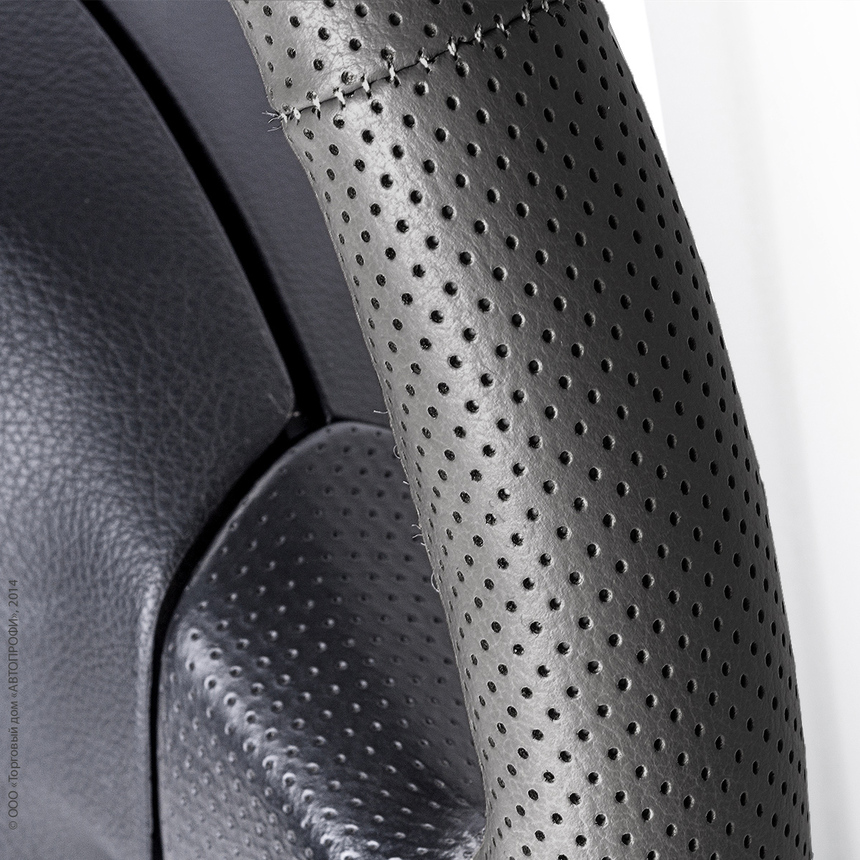 Оплётка для перетяжки руля AUTOPROFI SAM-201 BK (M)