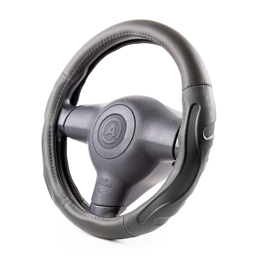 Оплётка руля AUTOPROFI из экокожи AP-1946 BK/BK (M)