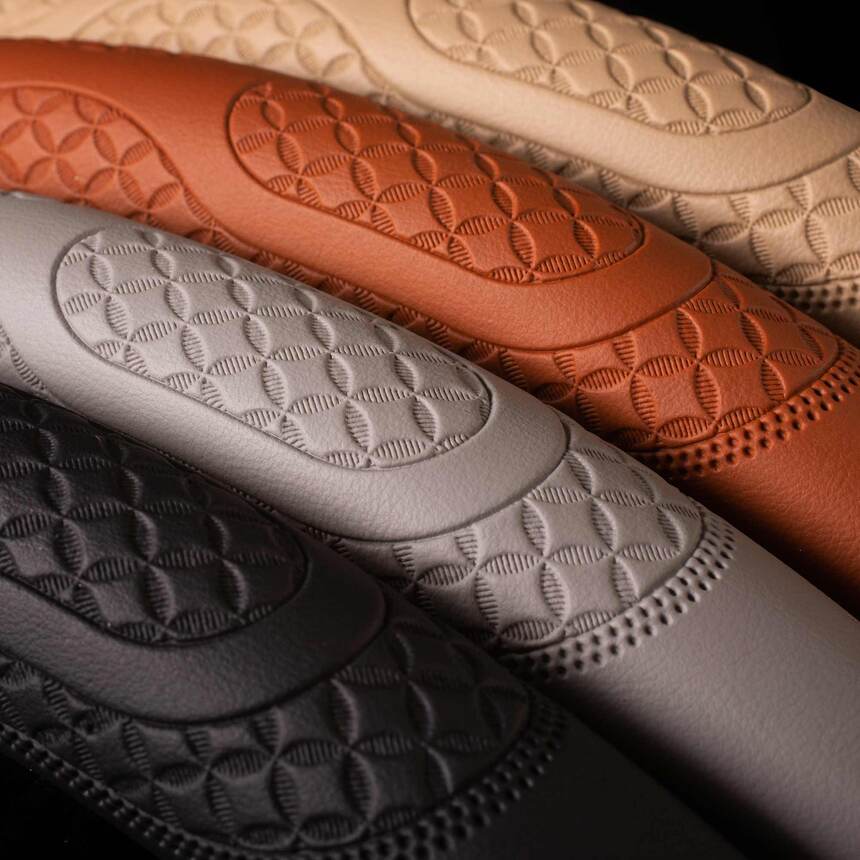 Кожаная оплётка на руль Car Performance, экокожа CP-2011 BE (M)