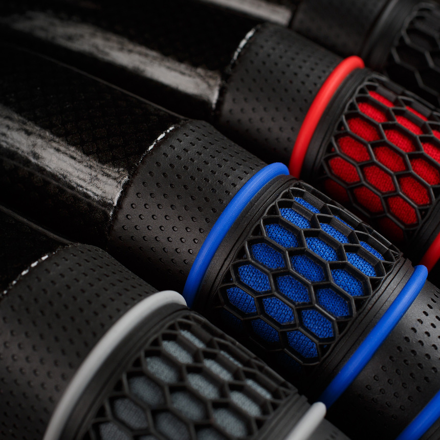 Оплётка руля AUTOPROFI экокожа AP-2051 BK/BK (M)